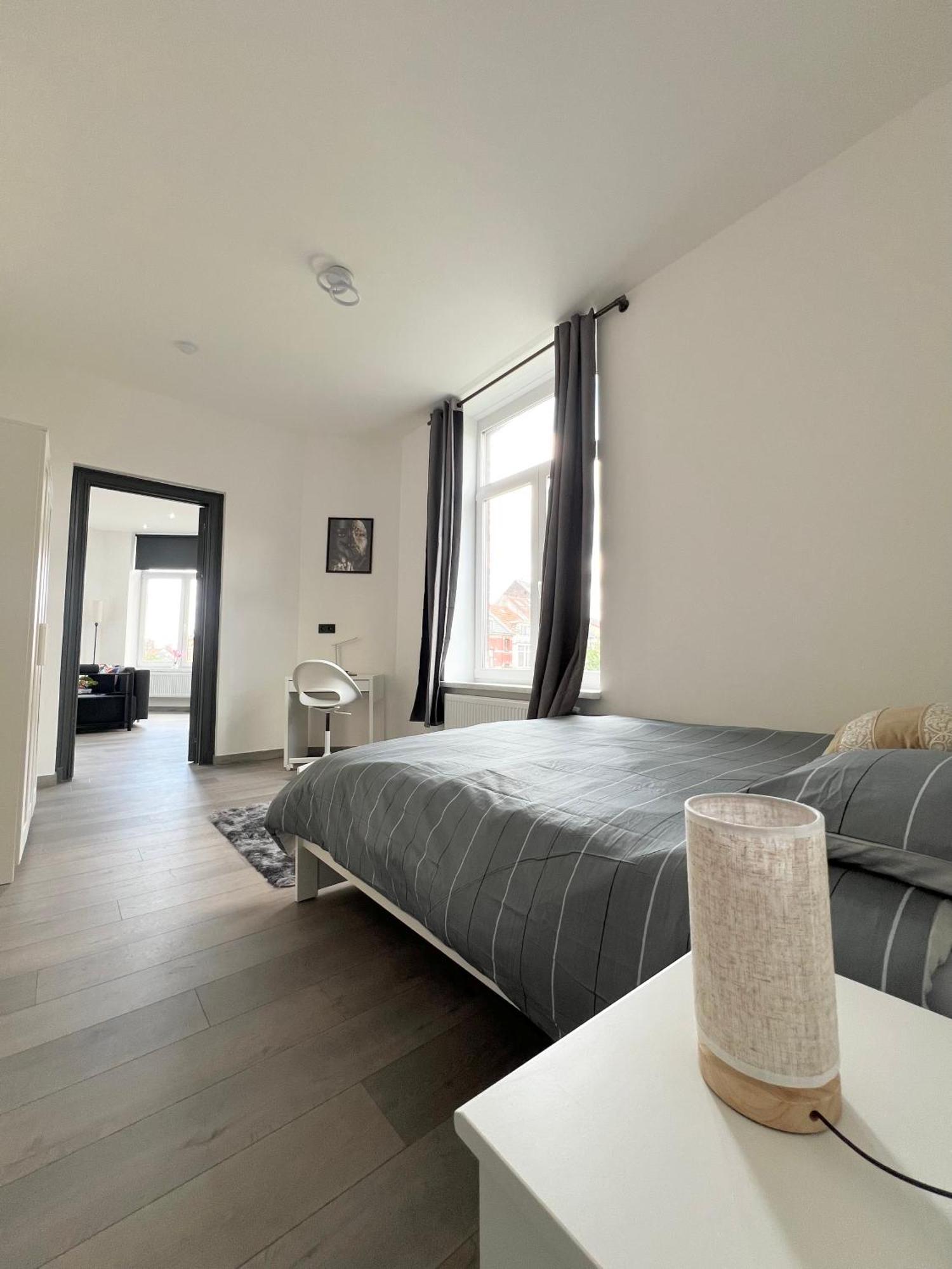 Renove Et Radieux A Bruxelles Екстериор снимка